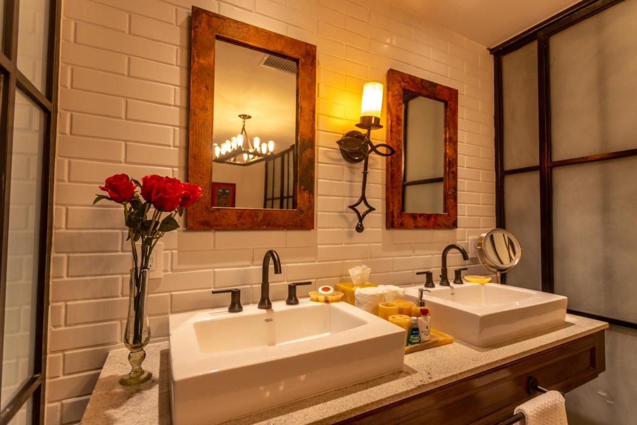 Luxurious Suites With Private Balconies, Vista Encantada Resort, Spa & Retreat Cabo San Lucas Dış mekan fotoğraf